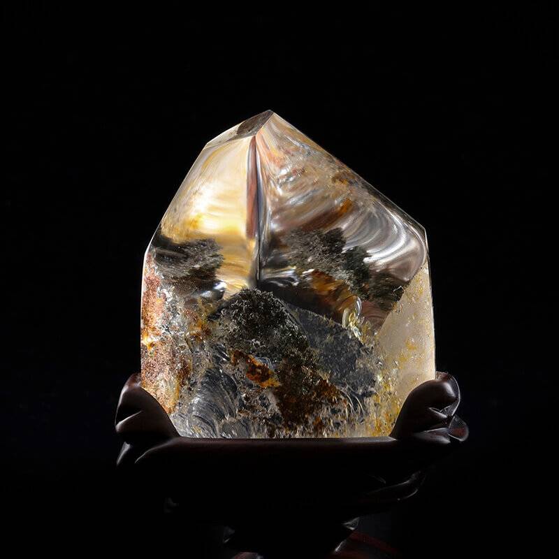 Ethereal Flow Quartz: Raw Mineral Freeform Healing Stone for Home
