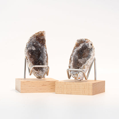 Two-piece Coupled Agate Ornament set for romantic home decor, featuring split Agate with natural patterns.